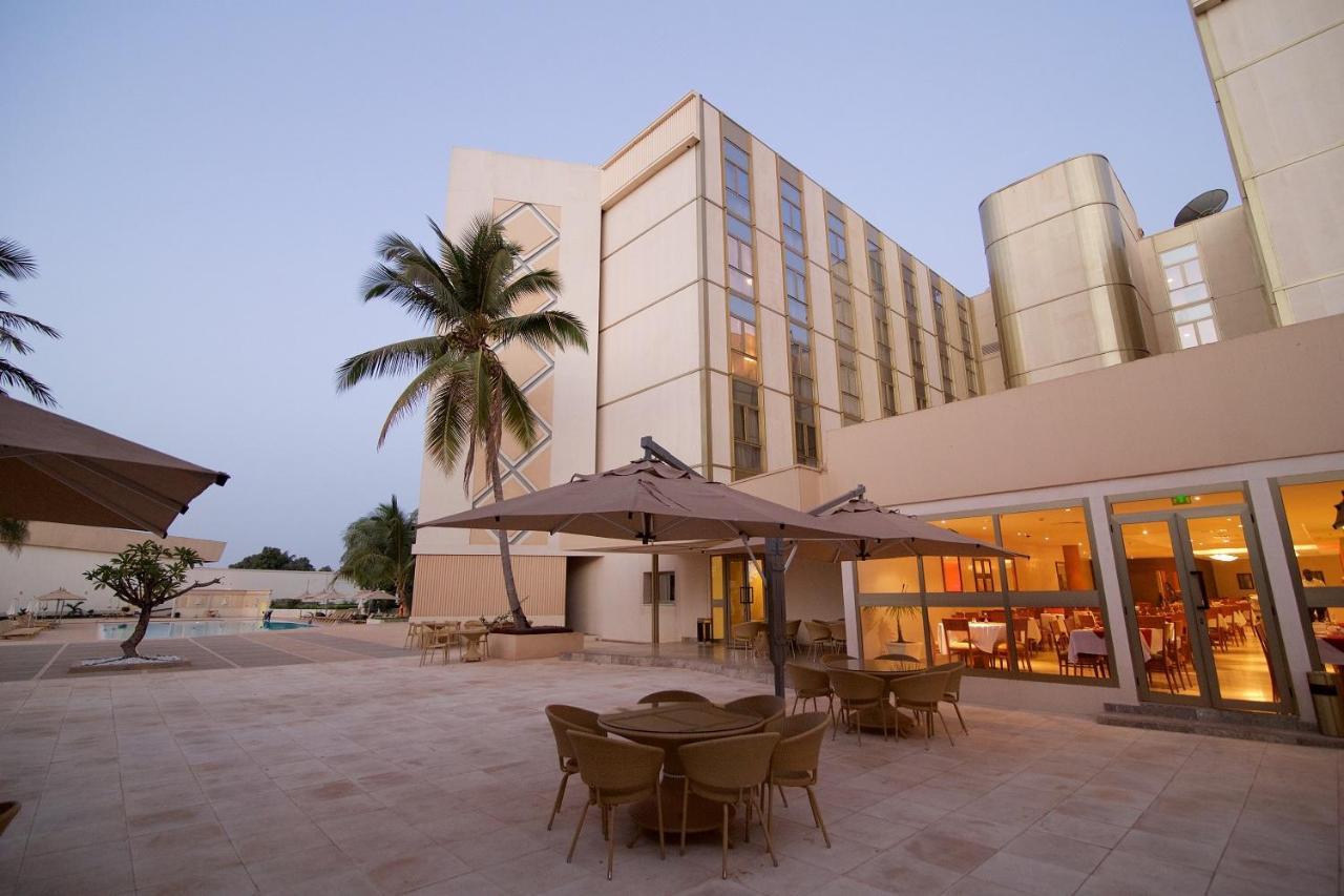 Hala Hotel & Aqua Park بيساو المظهر الخارجي الصورة